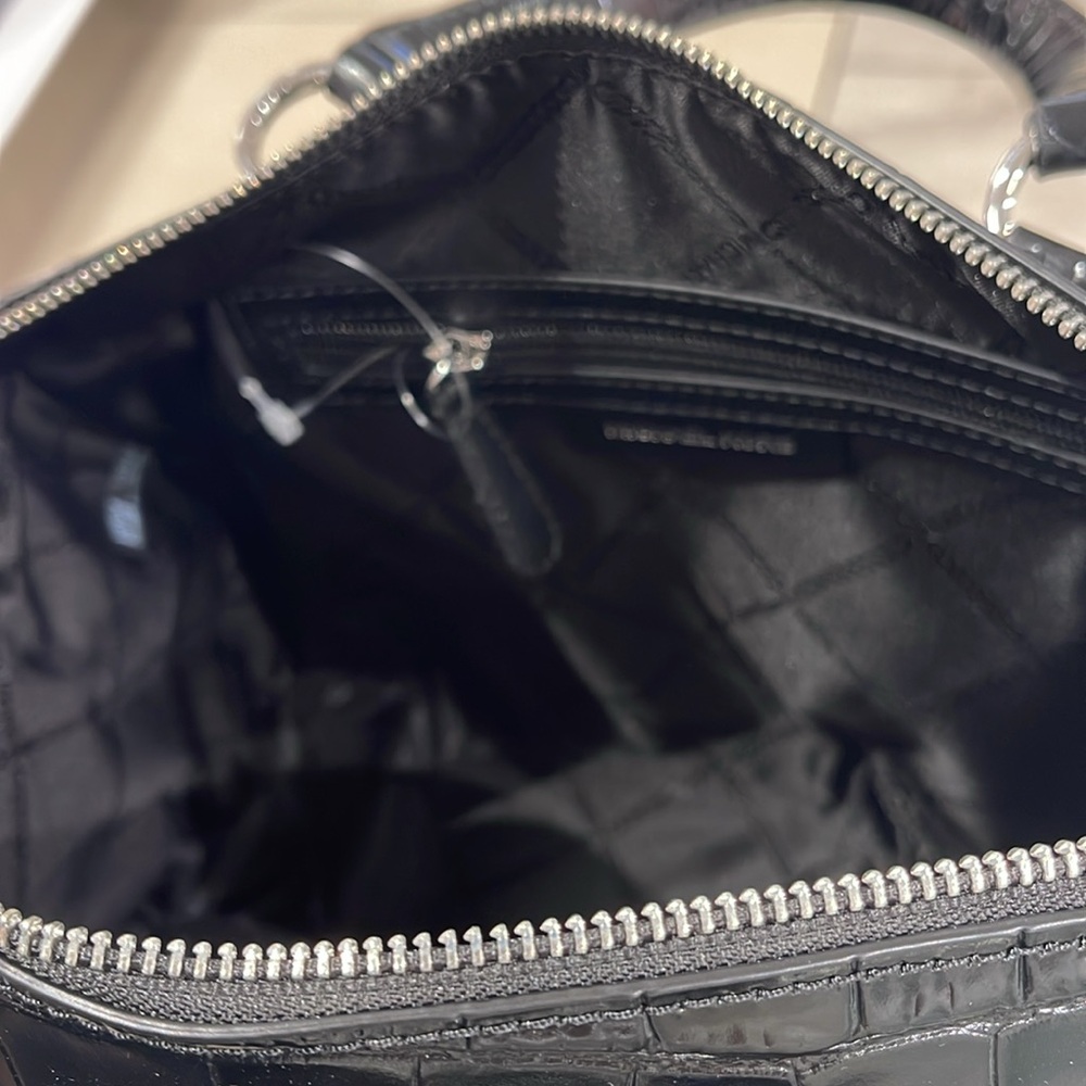 Michael Kors Grayson Medium Crocodile Embossed Leather Satchel
Black 
NWT - Picture 9 of 16